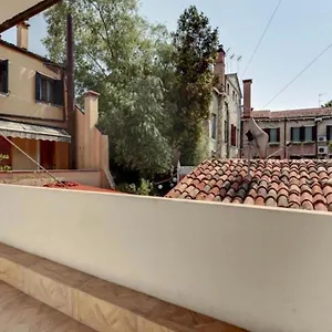  Appartamento Traditional With Terrace Italia